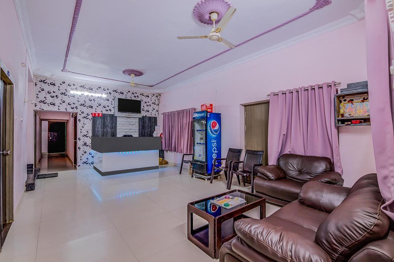 Oyo 8929 Stay Siddhartha Residency Jalaripeta Luaran gambar